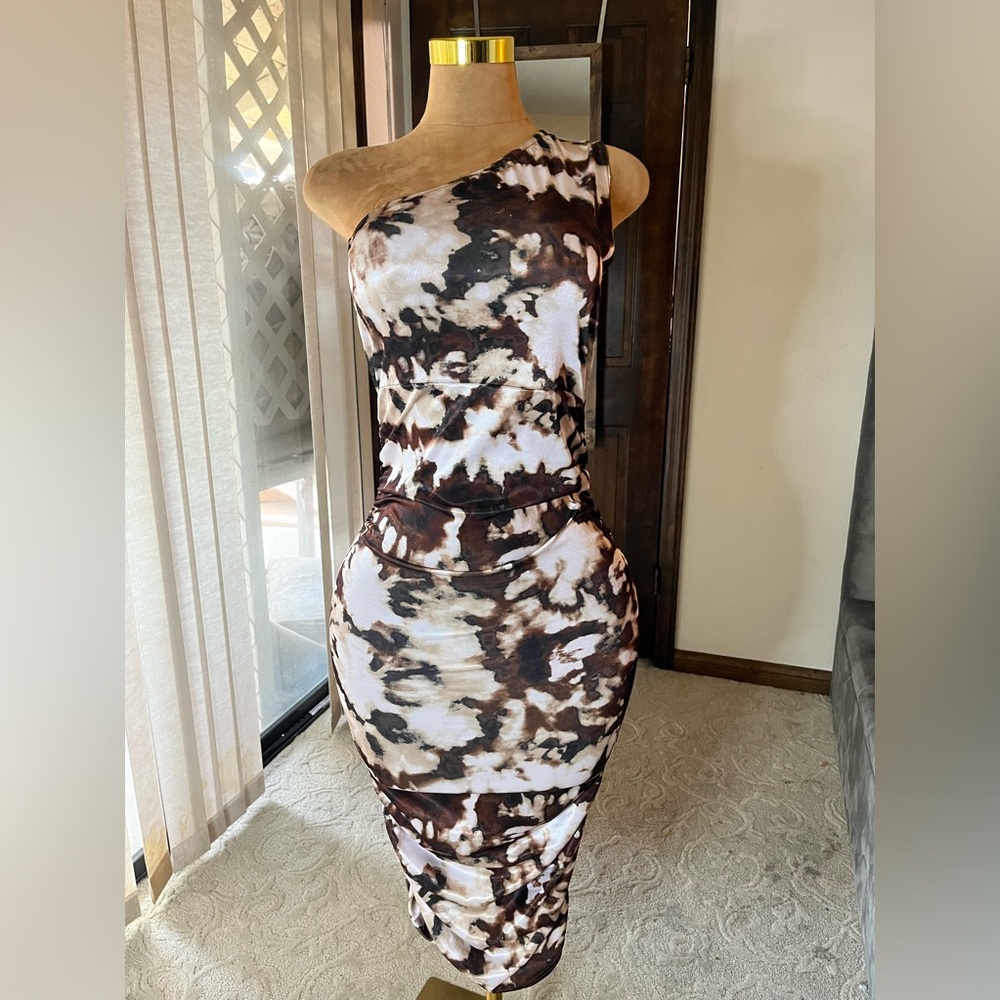 Fashion Nova satin maxi dress